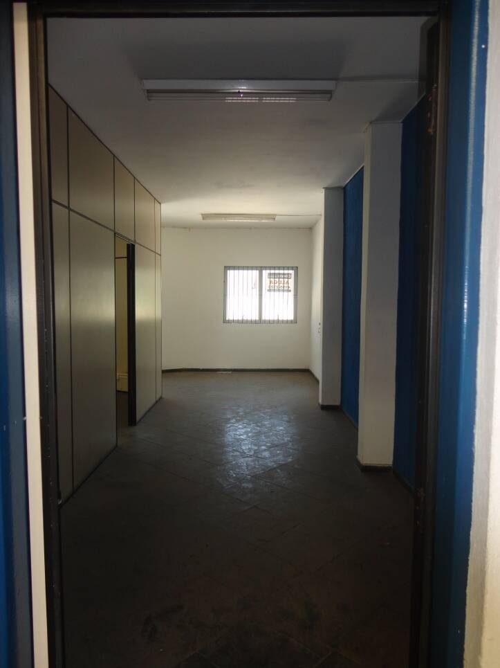 Depósito-Galpão-Armazém para alugar, 1243m² - Foto 13