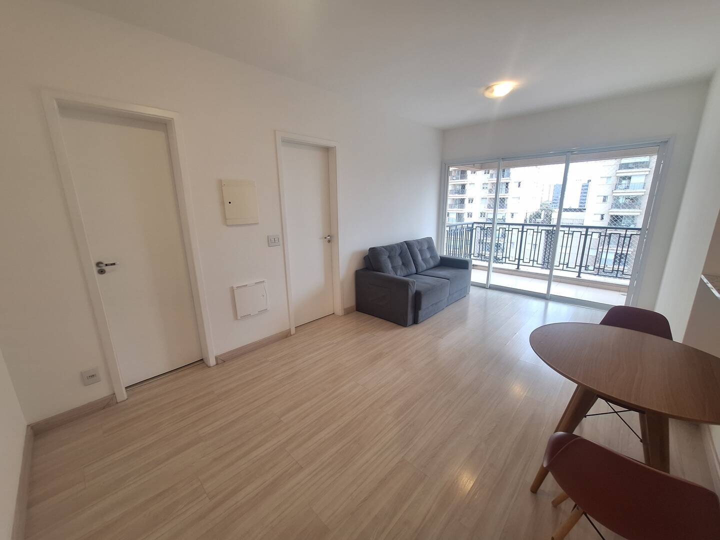 Apartamento à venda com 1 quarto, 51m² - Foto 2