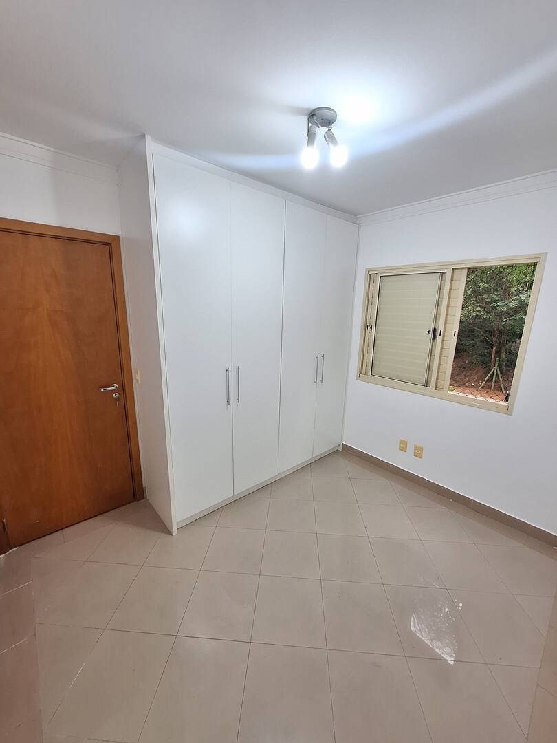 Apartamento para alugar com 3 quartos, 85m² - Foto 4