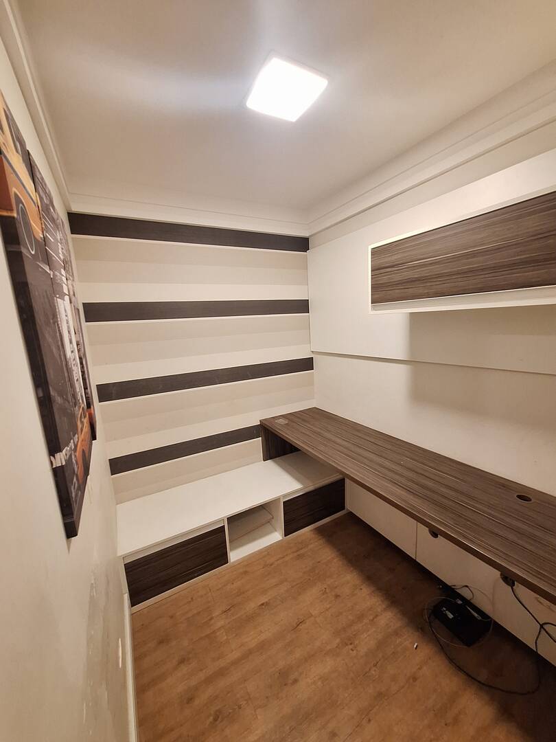 Apartamento para alugar com 4 quartos, 133m² - Foto 5