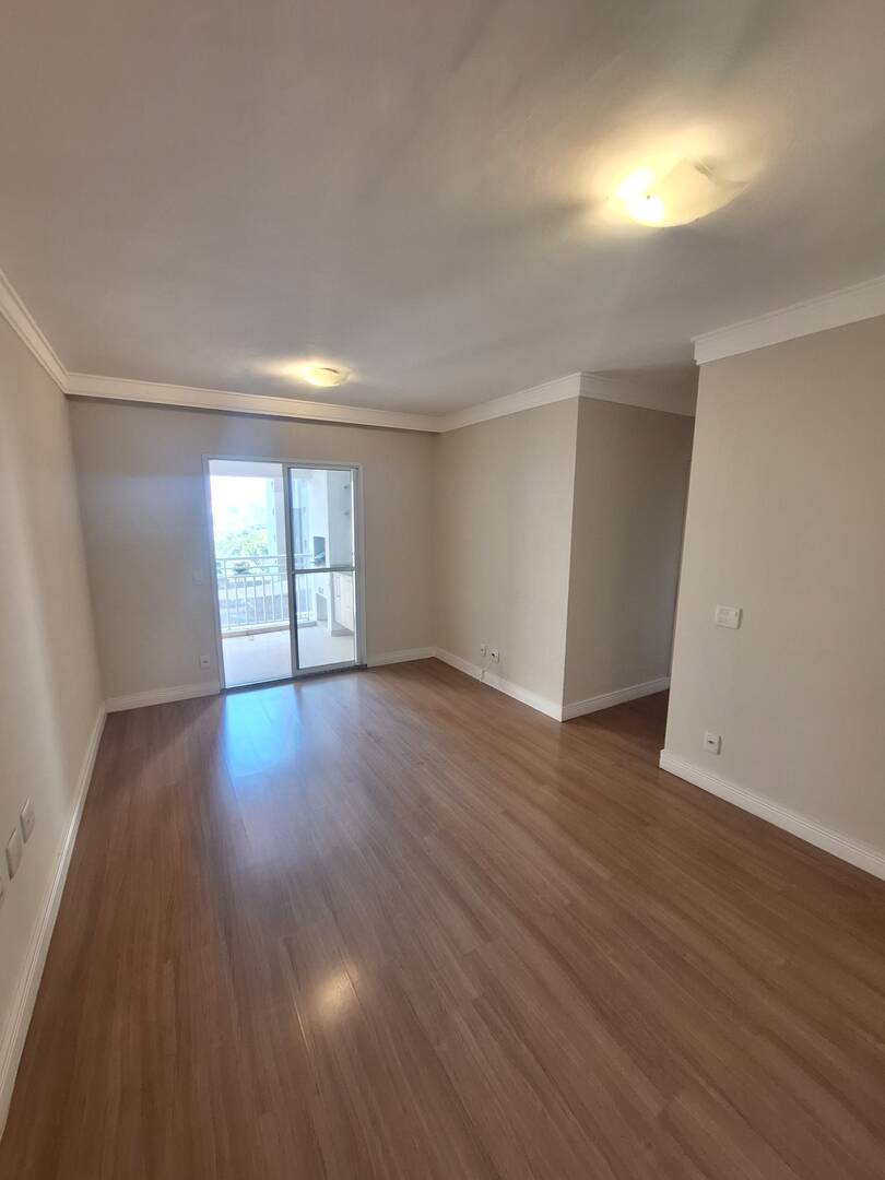 Apartamento à venda com 3 quartos - Foto 2