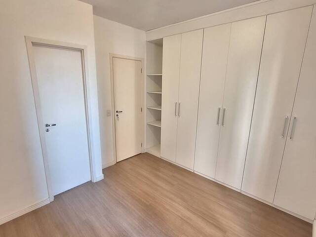 #1722 - Apartamento para Venda em Barueri - SP